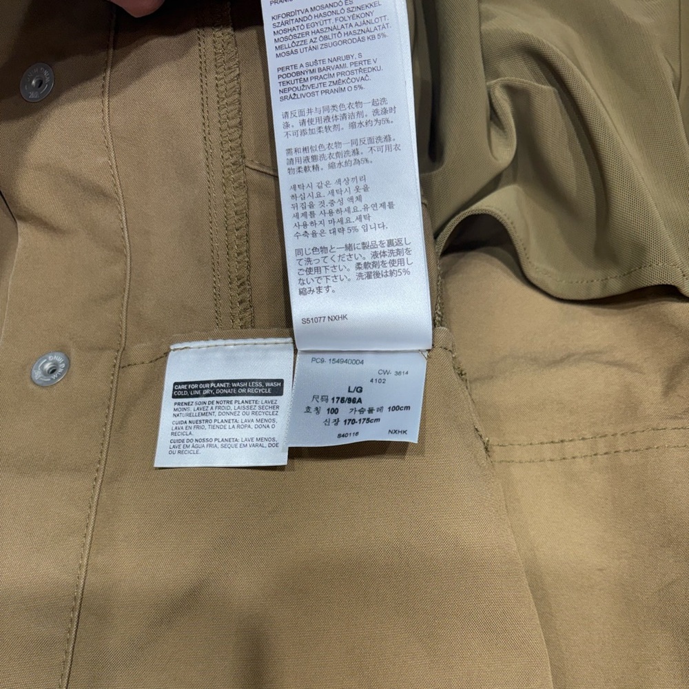 Men’s Levi’s button up tan Jacket - Picture 12 of 14
